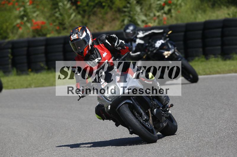 /Archiv-2024/29 12.06.2024 MOTO.CH Track Day ADR/Gruppe blau/74